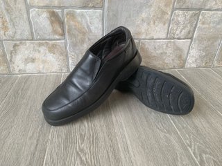 Zapatos de Piel Negros