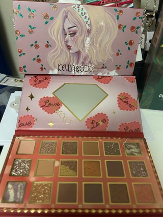 Paleta de Sombras Kevin & Coco