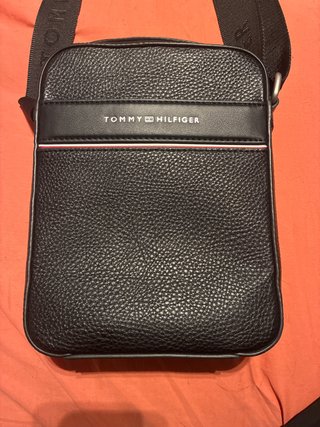 Bolsito Tommy Hilfiger