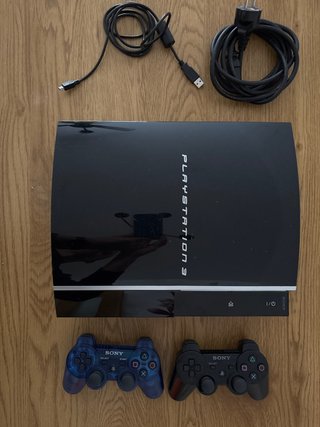 Consola PS3 (PlayStation 3) con 2 mandos