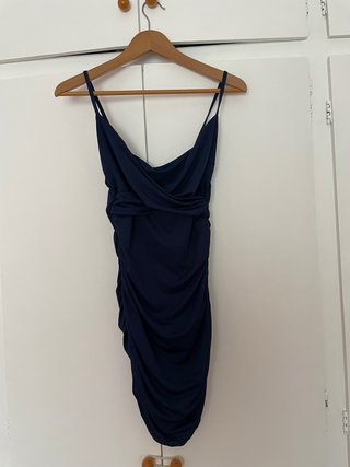 Vestido corto azul con drapeado