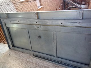 Puerta Metálica de Seguridad