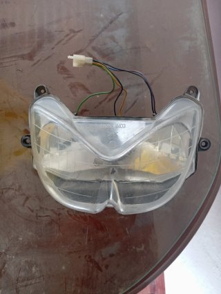 Faro delantero para Yamaha Aerox