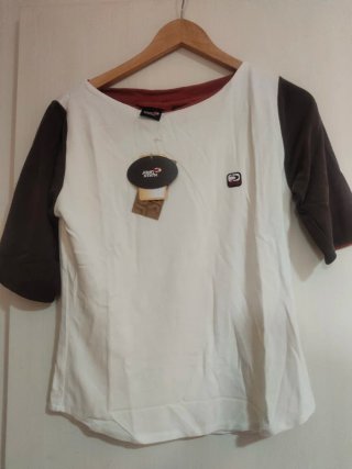 Camiseta John Smith Beige y Marrón.