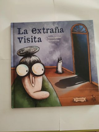 La extraña visita