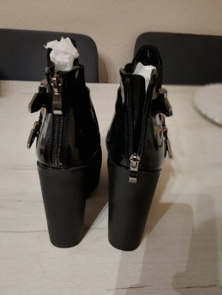 Botines Negros con Plataforma