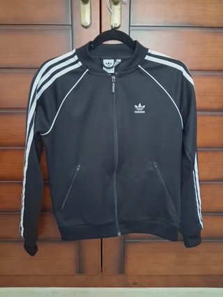 Chaqueta Adidas Negra original de chica