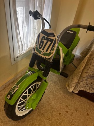 Moto eléctrica para niños