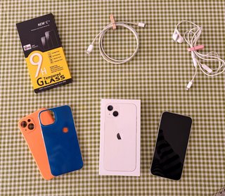 Iphone 13 - 128GB - Blanco + EXTRAS