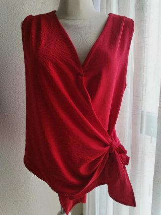 Top Rojo Cruzado Talla XL