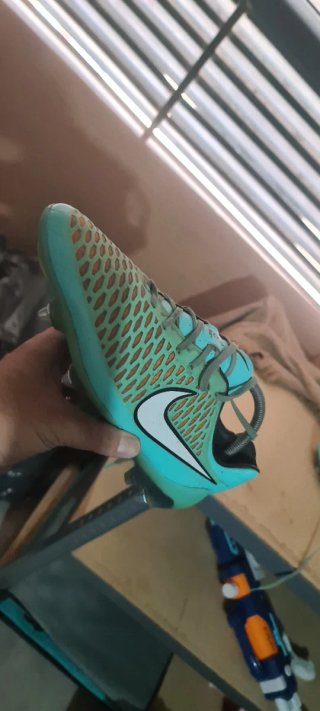 Botas de fútbol Nike turquesas