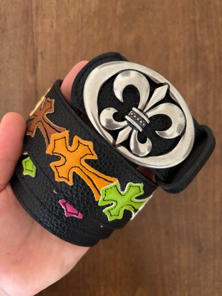 Cintura Y2K con croci multicolor