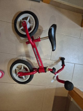Bicicleta de equilibrio Chicco Red Bullet