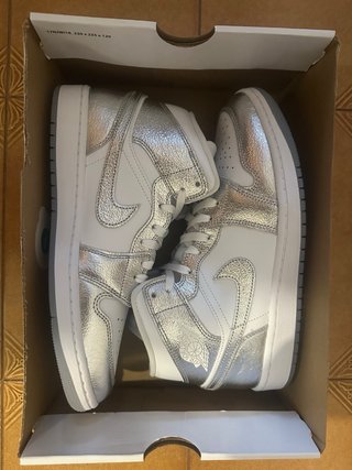 Zapatillas Jordan 1 Mid Metallic Silver