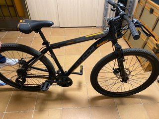 Bicicleta de Montaña Stucchi Negra y Naranja