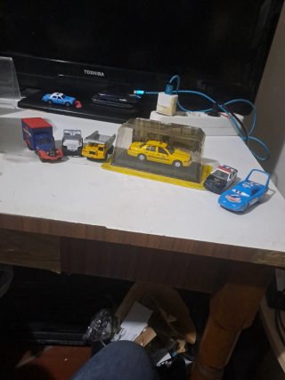 Lotto di 6 modellini di auto