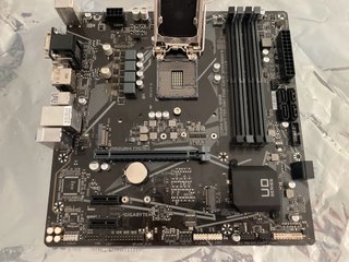 Placa Base Gigabyte B560 DS3H