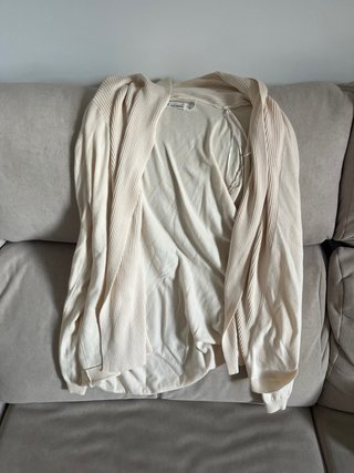 Chaqueta beige abierta