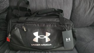 Bolsa de Deporte NUEVA Under Armour Negra