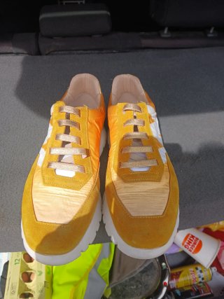 Zapatillas Wonders Amarillas