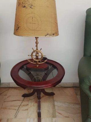 Lámpara de mesa estilo náutico