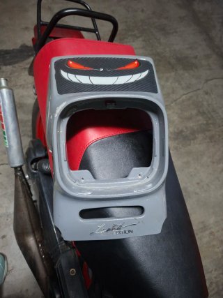 Carenado Faro Derbi Variant Sport