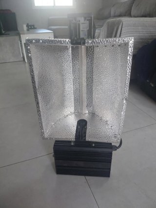 Foco de 1200W con Reflector