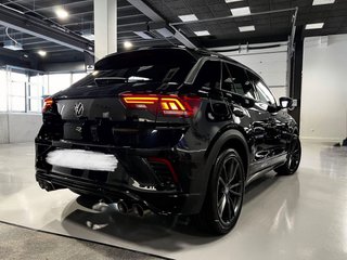 Volkswagen T-Roc BLACK EDITION akrapovic