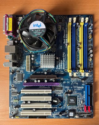 Placa Base ASRock 4CoreDual-SATA2 (Socket 775)