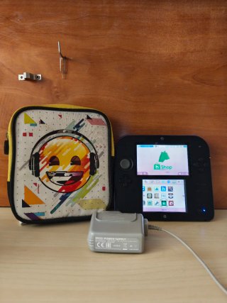 Nintendo 2DS shopverde + 64 Gb e custodia