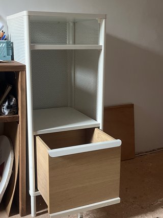Mueble estante con cajón