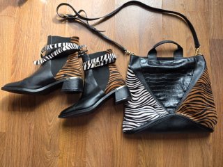 Conjunto de Botines y Bolso de Piel