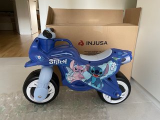 Moto Correpasillos Injusa Lilo y Stitch