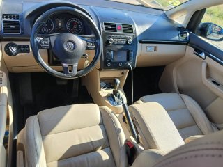 Volkswagen Touran 2011