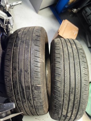 Juego de 2 Neumáticos Maxxis Bravo HP 225/60R18