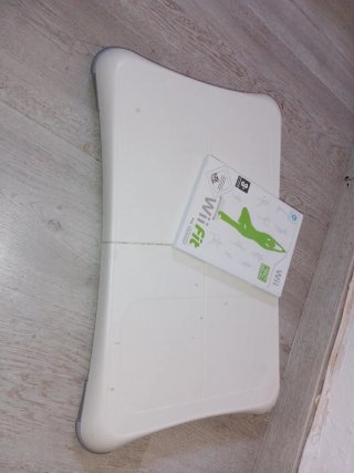 Wii Balance Board con juego Wii Fit