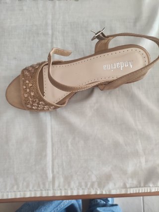 Sandalias Andarina Beige