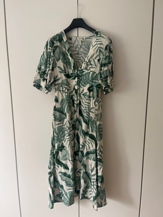 Vestido Midi Estampado Hojas