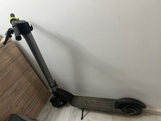 Patinete eléctrico Cecotec Bongo