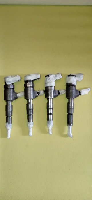 Inyectores Peugeot 206 HDI diésel, motor 1400cc.