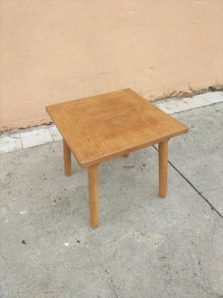 Mesa Baja Vintage de Madera