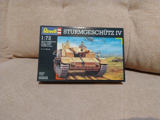 Maqueta Sturmgeschütz IV Revell 1/72