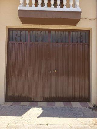 Portón de Hierro de 4 Hojas
