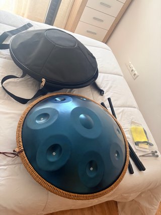 Handpan Azul de 9 Notas con Accesorios