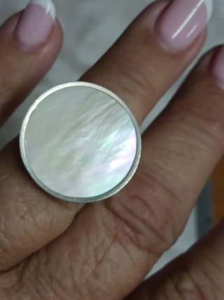 Anillo de Plata de Ley y Nácar