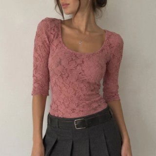 Camiseta de encaje rosa Bershka Y2K