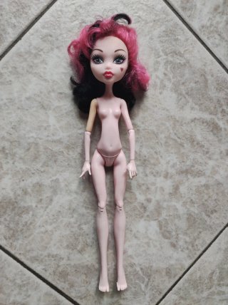 Bambola Monster High Draculaura