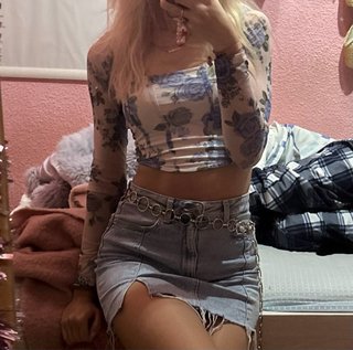 Top de manga larga con estampado de flores