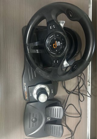Volante e Pedali Super Drive