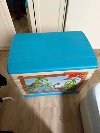 Caja de Juguetes Dinosaurios